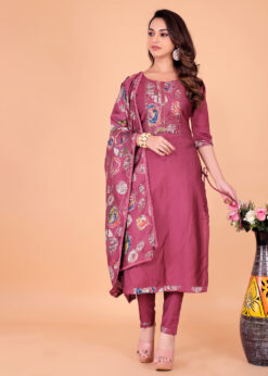 Alternative view of Wine Ethnic Kurta Set