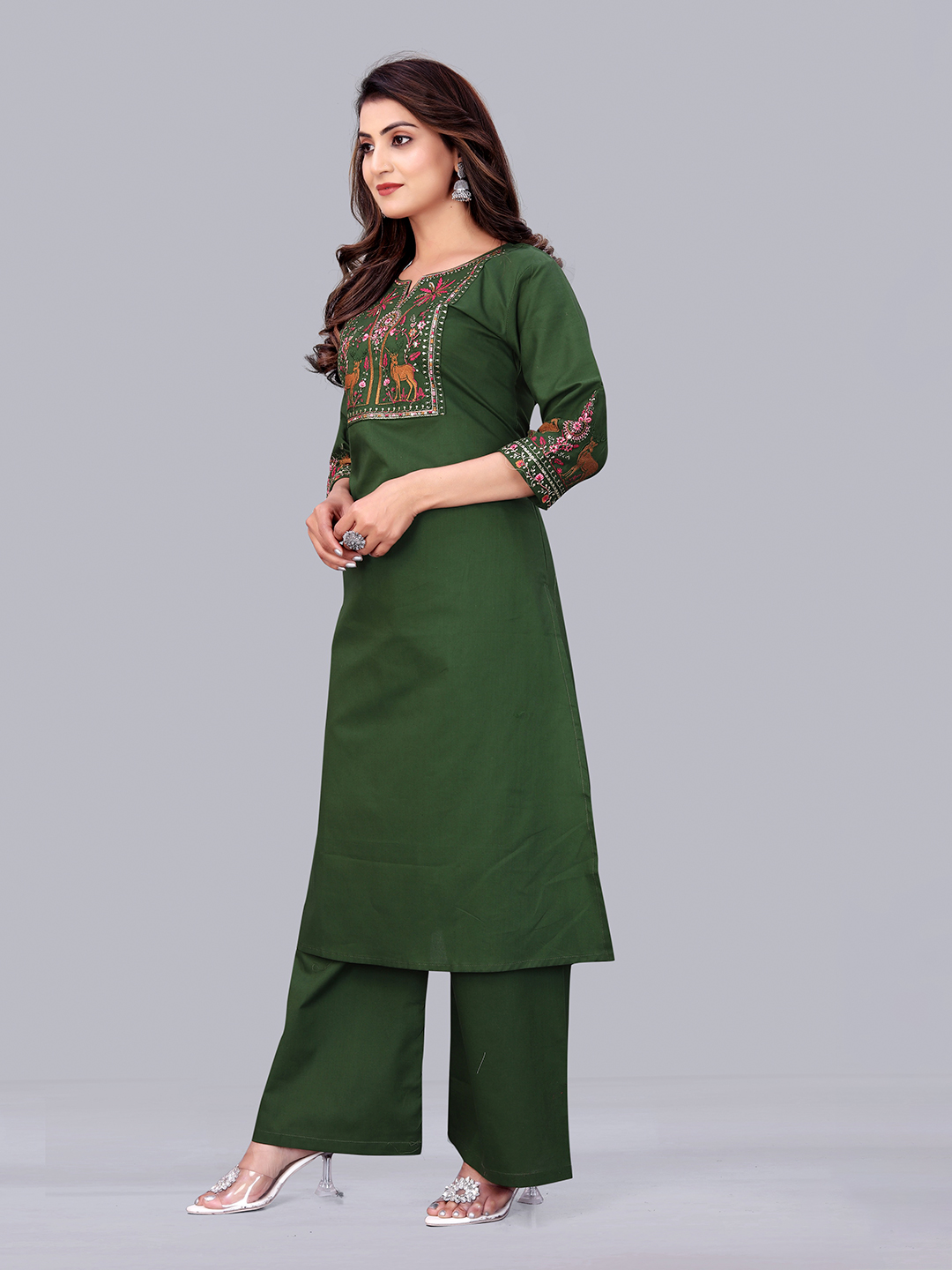 Surili Green Dabu Cotton Embroidered Kurta for Women Ethnic Kurti for Daily, Office & Festive Wear - Image 3
