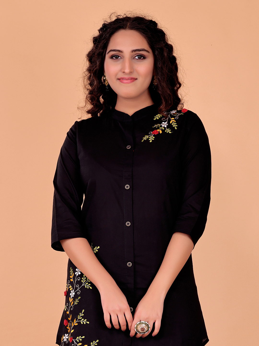 Surili Women's Black Cotton Embroidery Co-Ord Set - Image 5