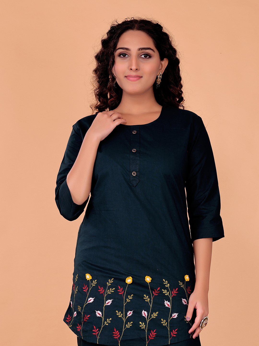 Surili Women's Navy Blue Cotton Embroidery Co-Ord Set - Image 5