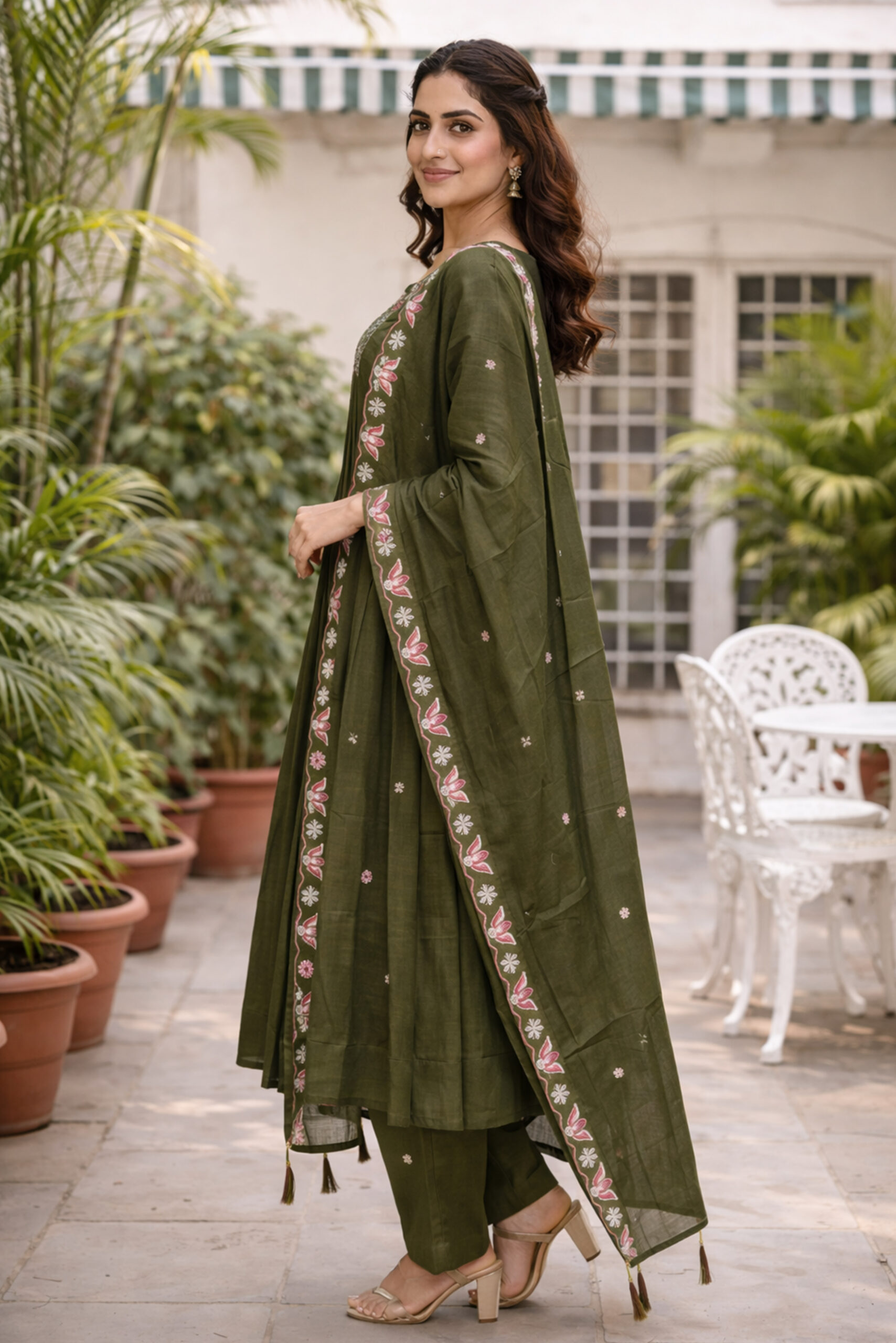 Surili Mehndi Green Heay Roman Silk With Embroidery Work Embroidery Kurta Set - Image 4