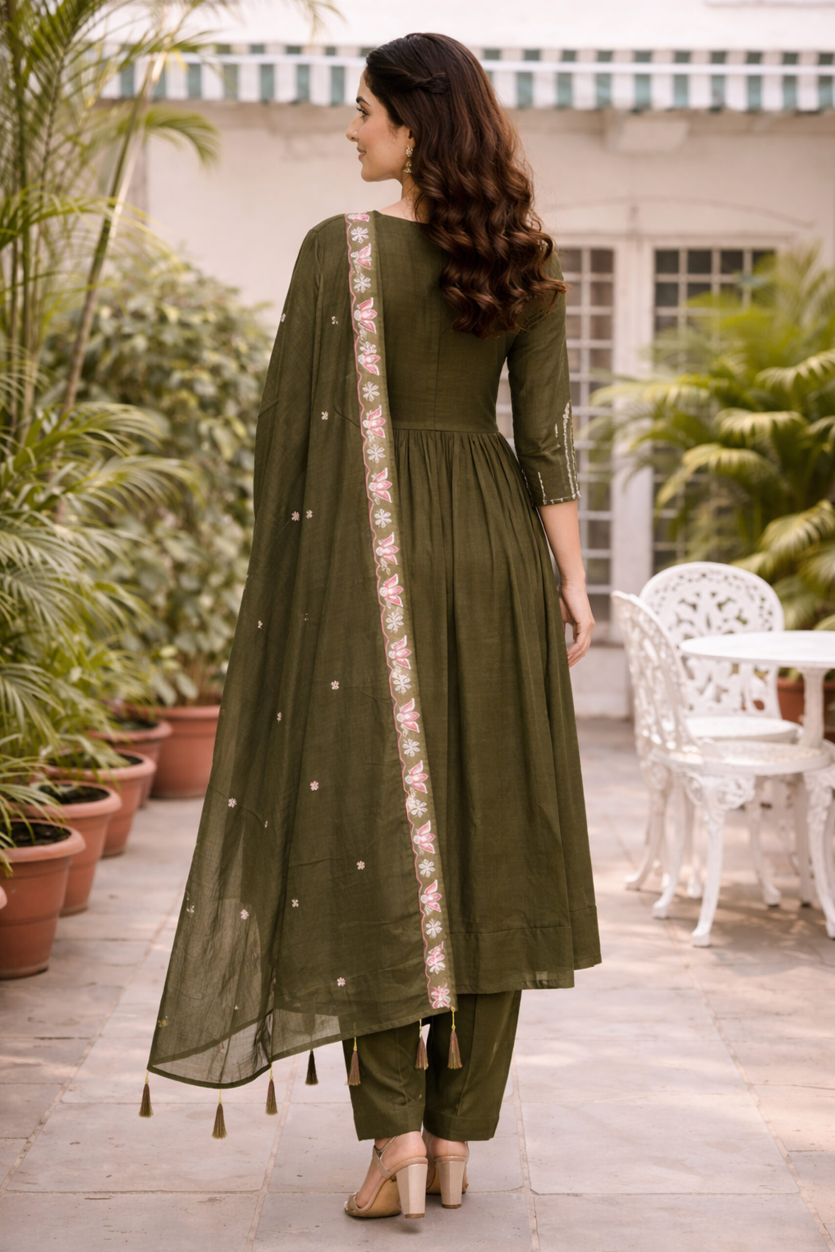 Surili Mehndi Green Heay Roman Silk With Embroidery Work Embroidery Kurta Set - Image 5